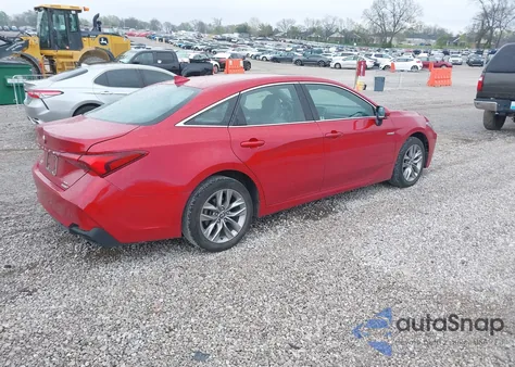 2021 Toyota Avalon Xle Hybrid z USA, uszkodzony, nr VIN 4T1AA1AB5MU010640